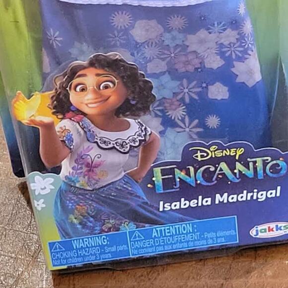 Isabela Madrigal Fashion Doll Disney Encanto with Dress, Shoes, and Glasses New - Picture 6 of 10